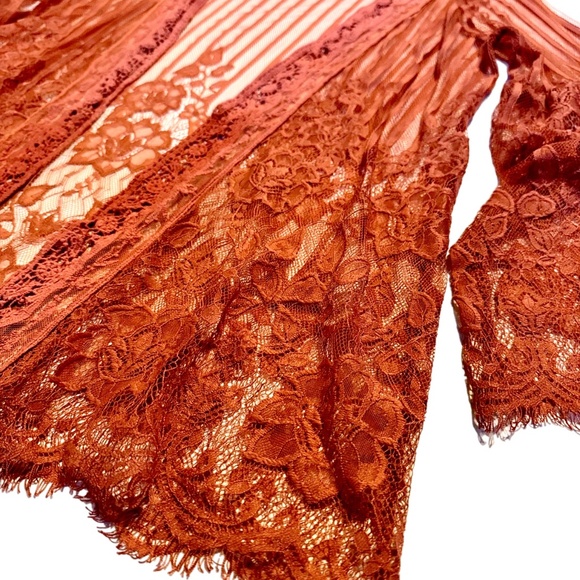 Coral Lace Bohemian Floral Stripes Flared Sleeve Duster - Picture 2 of 5